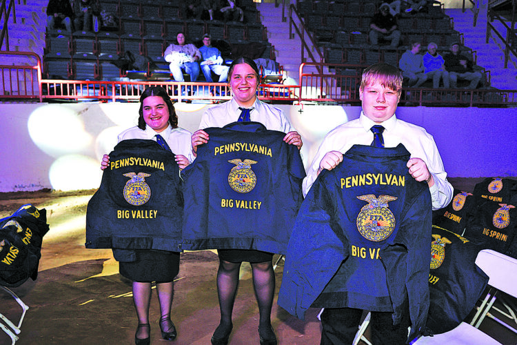 Big Valley FFA members receive jackets